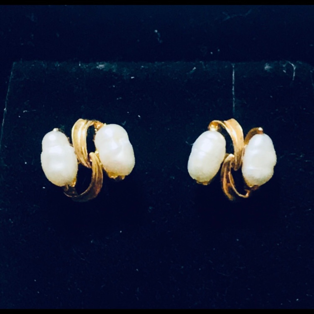 ❌❌❌SOLD❌❌❌VINTAGE SOLID 14KT GOLD FREASH WATER PEARL EARRINGS. FINAL PRICE. - Picture 4 of 12